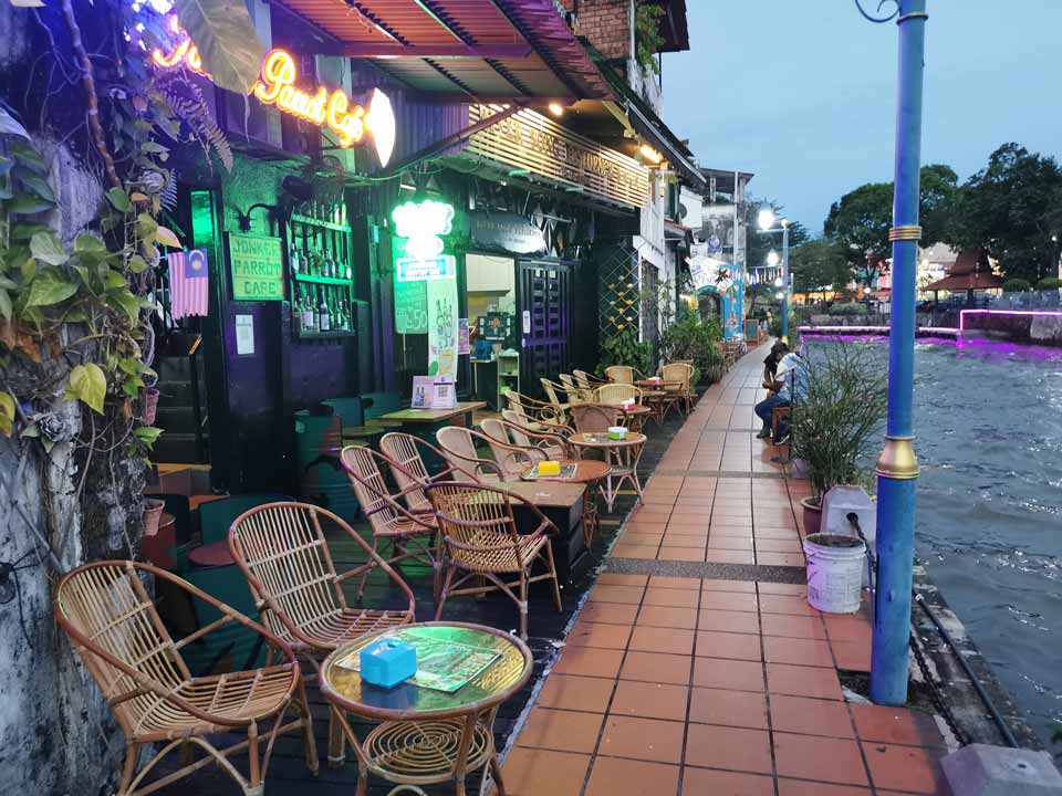 Cafes and Bars at Melaka River Walk