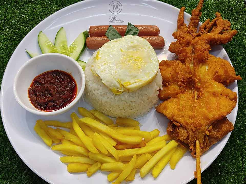Nasi Sotong Goreng (Fried Squid Rice)